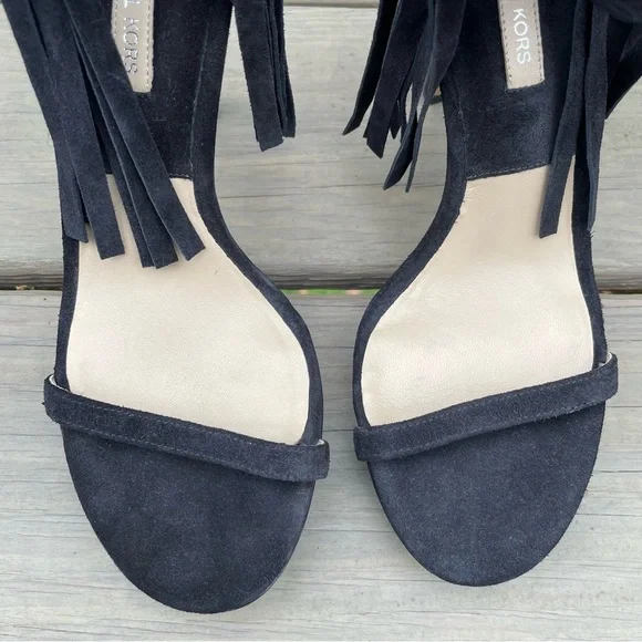 Michael Kors Daphne Black Fringe Platform Open Toe Stiletto Sandals Shoes 39.5 - Picture 5 of 16